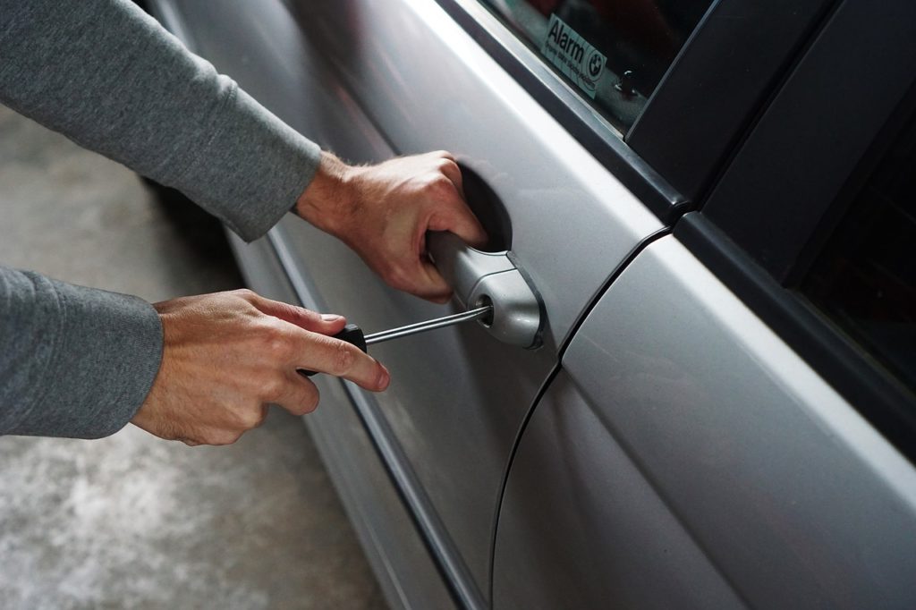 Vehicle lockout service